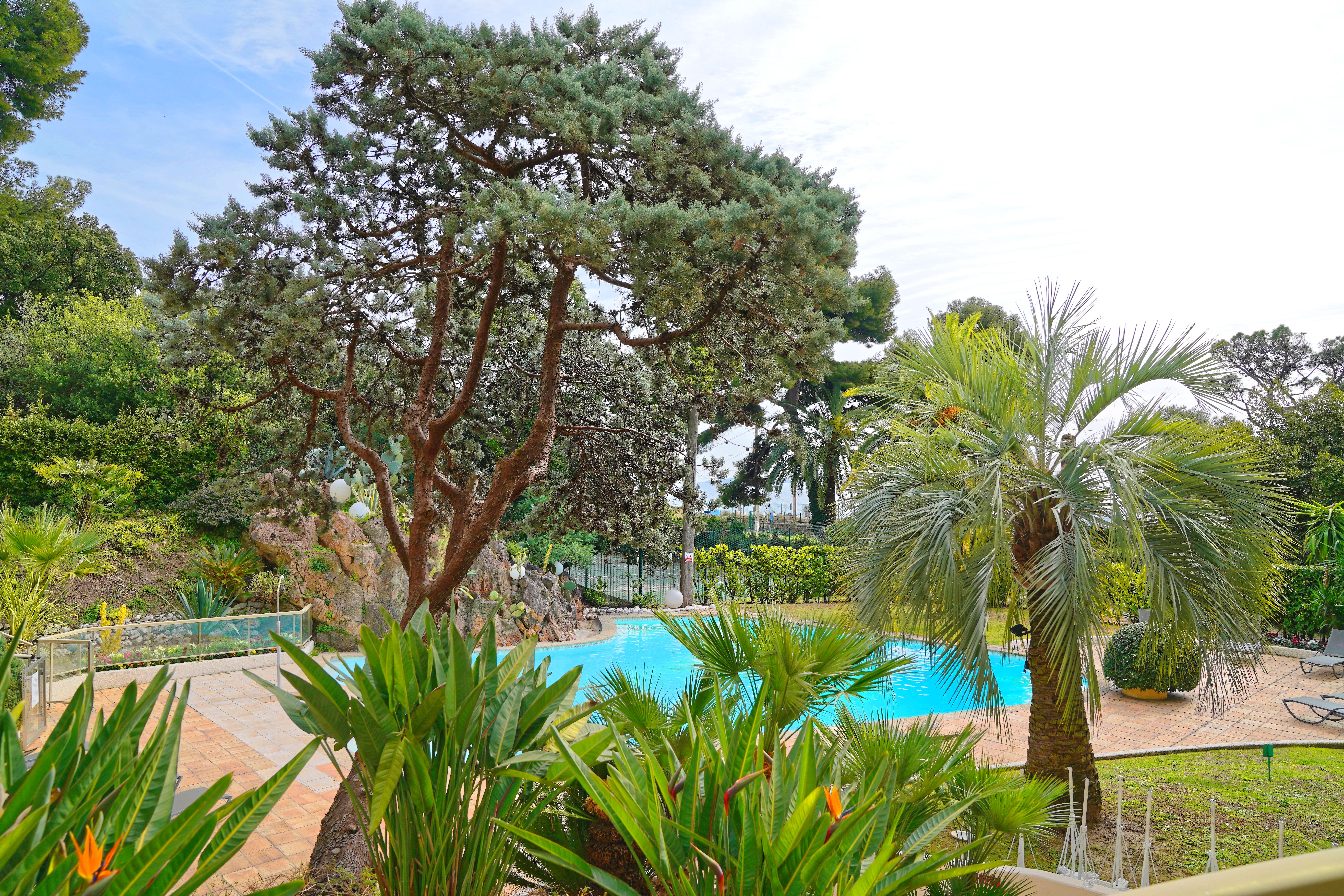 Luxotel Cannes Esterno foto